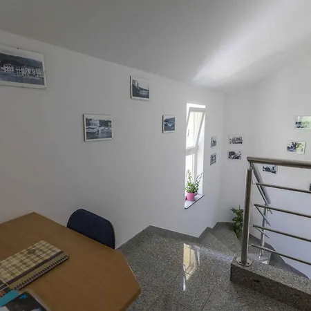 Apartman Homes In 41669 Selce