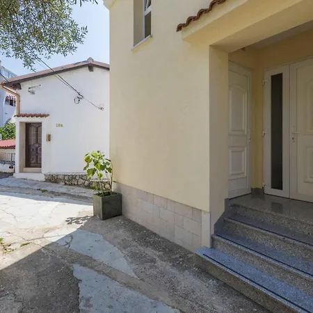 Διαμέρισμα Homes In 41669 Selce